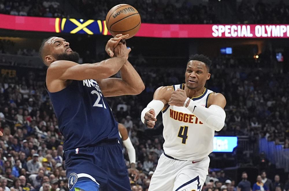 仍然为球队 仍然为球队