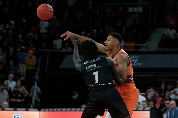 多次冲击世 多次冲击世